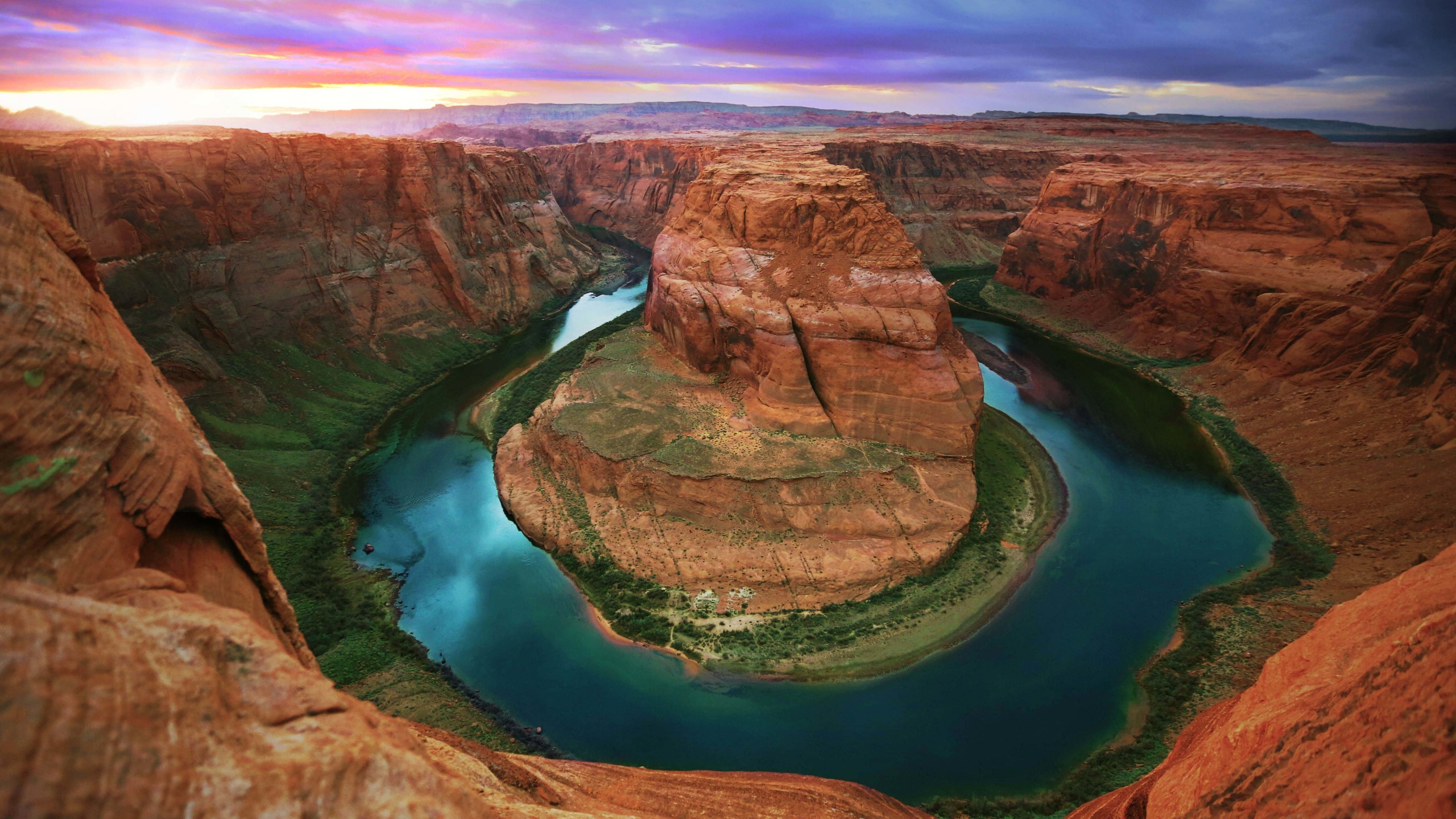 Download Horseshoe Bend HD wallpaper for 2560 x 1440 - HDwallpapers.net