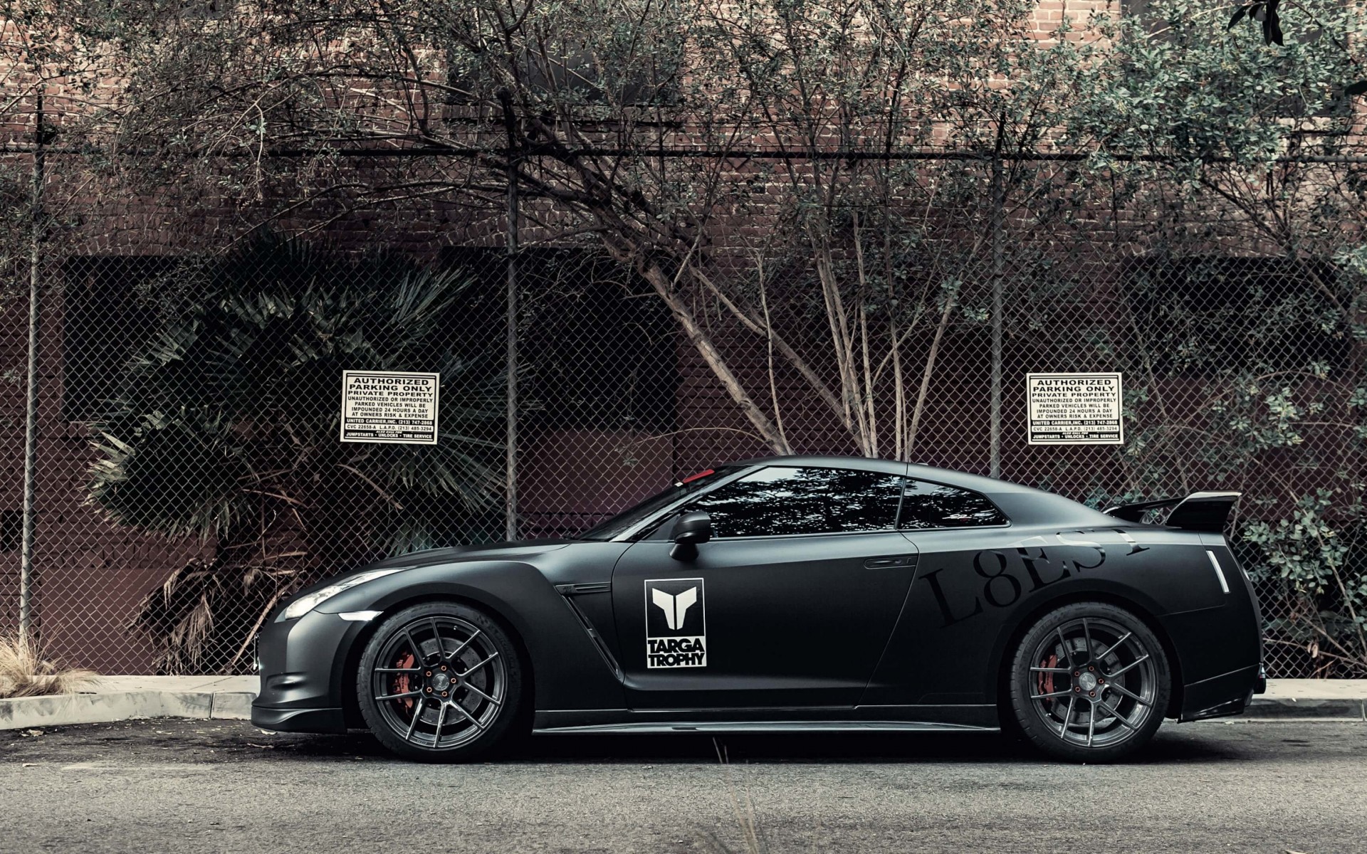 Download Nissan Gt R Black Edition Hd Wallpaper For X Hdwallpapers Net